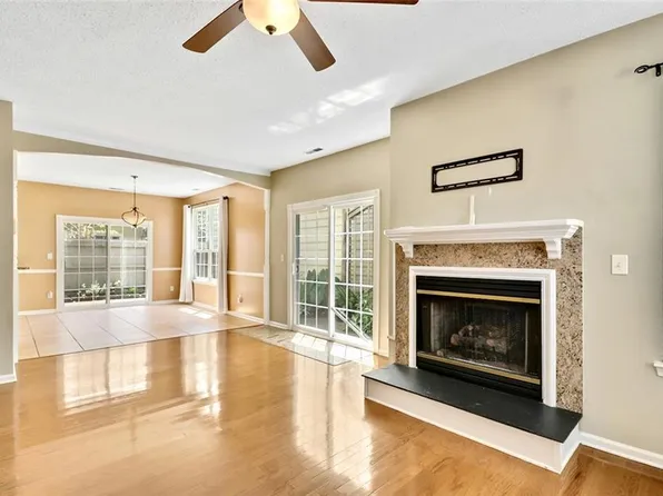 4824 Haymarket Dr, Virginia Beach, VA 23462