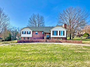 2607 Briarwood Dr, Jefferson City, MO 65109