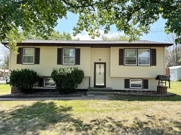 902 E Thompson St, El Dorado Springs, MO 64744