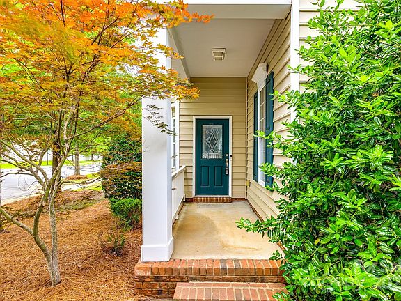 2nd image of 10407 Alvarado Way