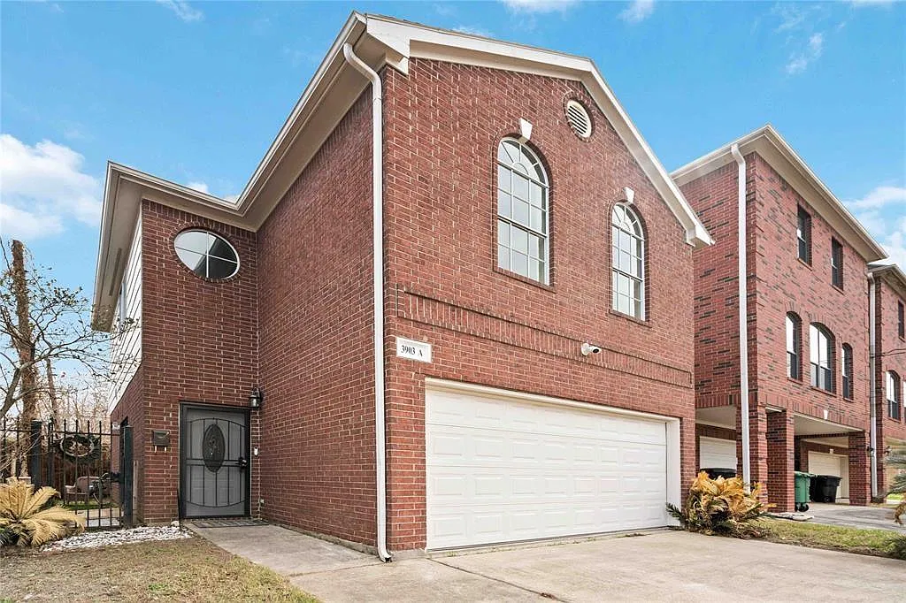 3 bed, 2.5 bath, 1410 sqft, $2,250 — Photo 1