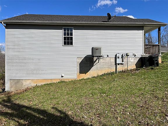 4th image of 813 Olivia Ct