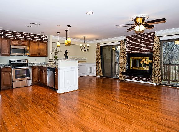 2nd image of 3928 El Camino Pl