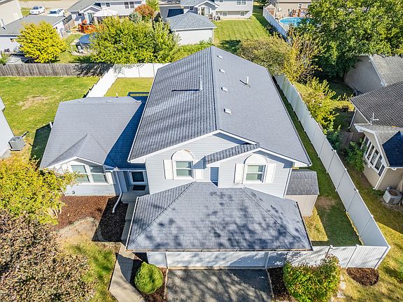 2nd image of 2516 La Brecque Dr