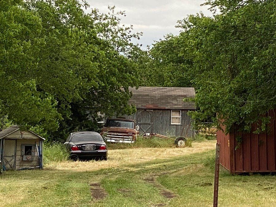 1st image of 4333 Ascot Dr