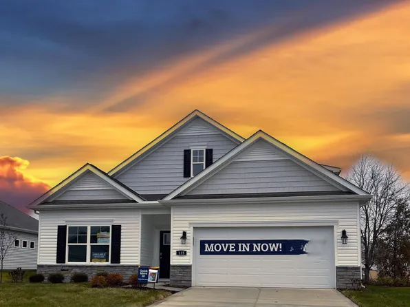 135 Chapman Dr, Granville, OH 43023