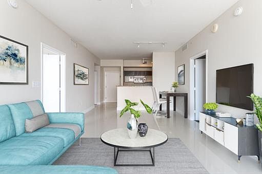 3rd image of 550 Okeechobee Blvd APT 808