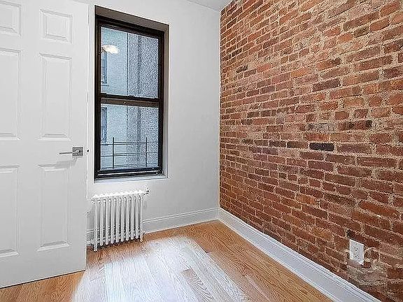 3rd image of 380 S 4th St #7A