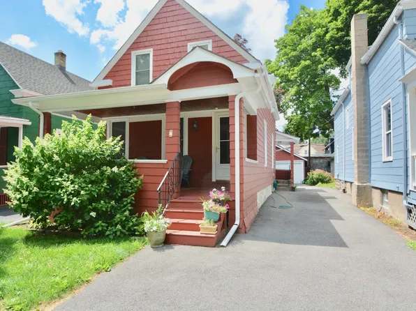 7 Regent St, Rochester, NY 14607