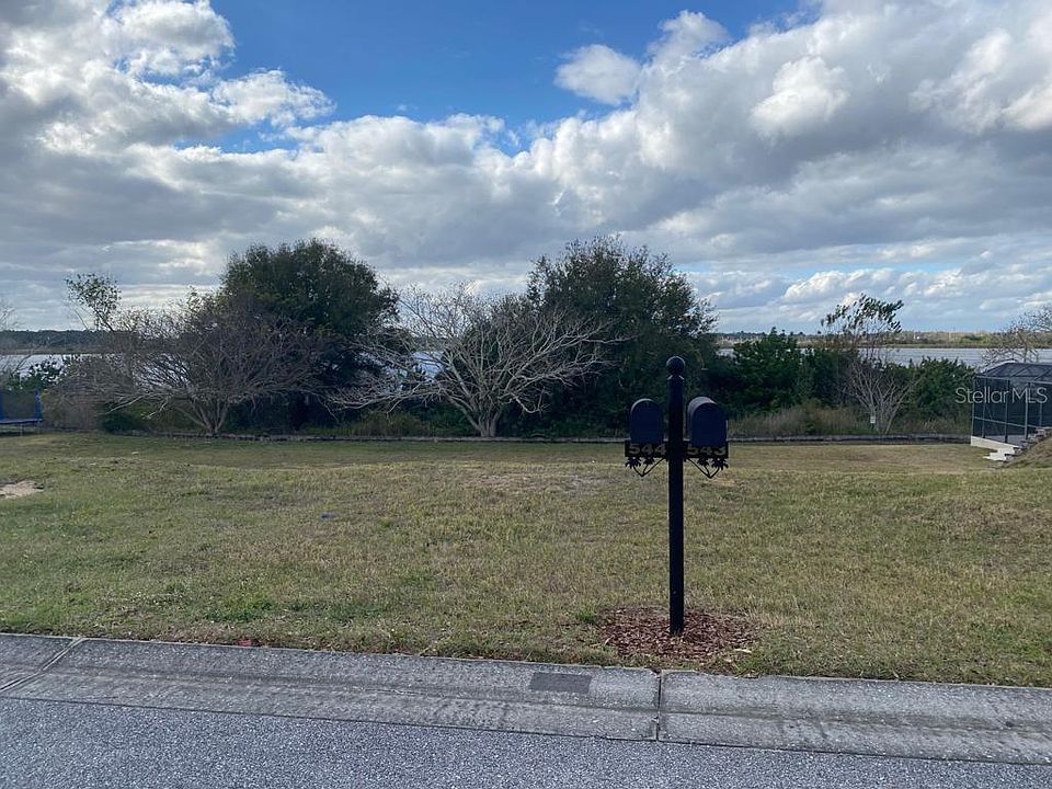 1st image of 543 Pineloch Dr