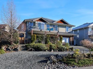 2471 Avro Arrow Dr, Comox, BC V9M 0A6