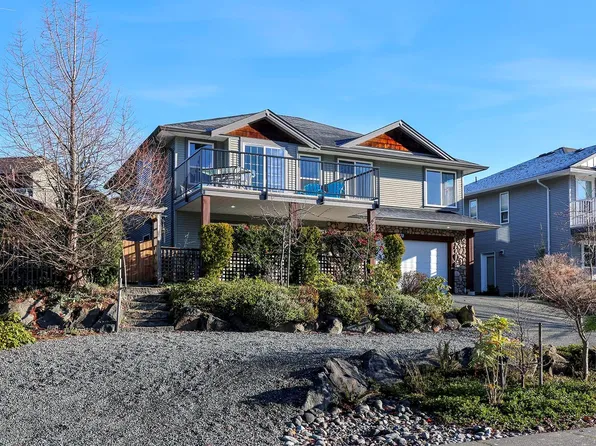 2471 Avro Arrow Dr, Comox, BC V9M 0A6