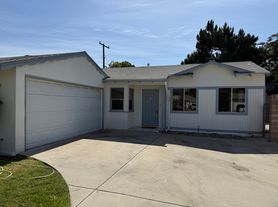 2307 Lupin St, Simi Valley, CA