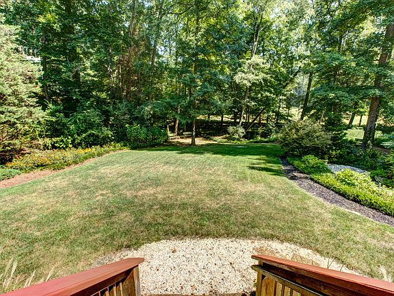 3rd image of 14222 Country Club Ct