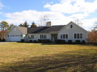 407 Meadowridge Dr, Lynchburg, VA 24503