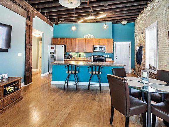 2nd image of 2900 Indiana Ave APT 8