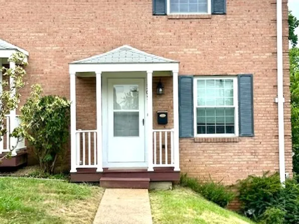 305 E James St, Munhall, PA 15120