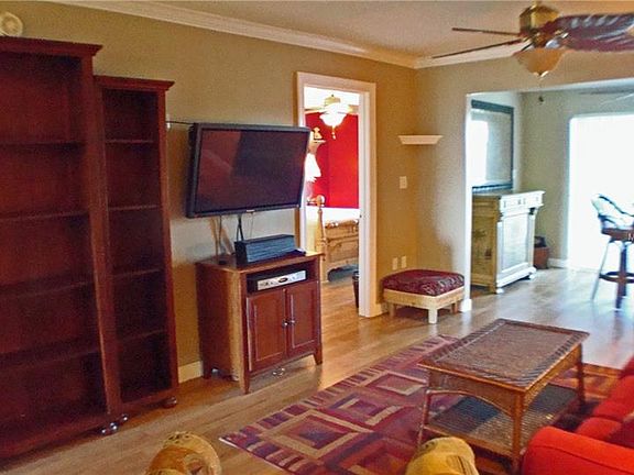 5th image of 3837 Lake Bayshore Dr