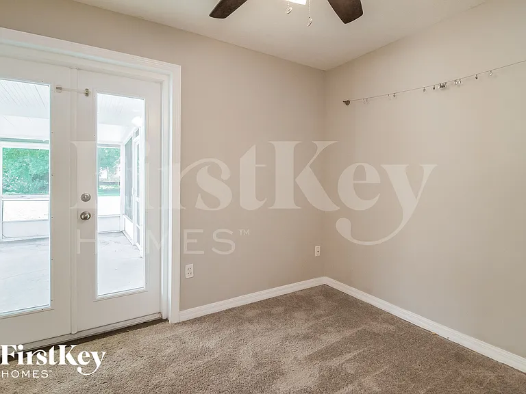 510 Connecticut Ave — Photo 12