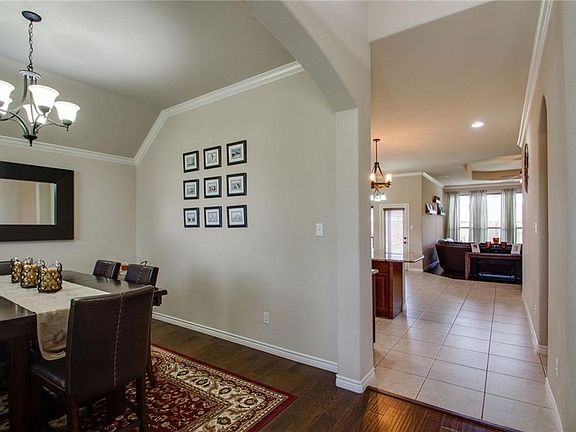 5th image of 12056 Yarmouth Ln