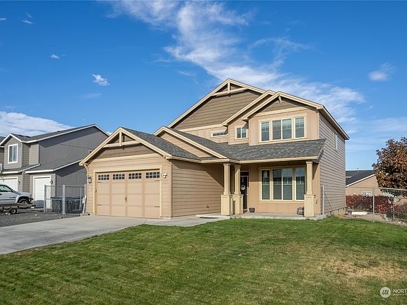 2nd image of 213 N Tamer Lane
