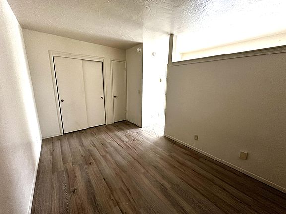 4th image of 91 Summit Ave #28