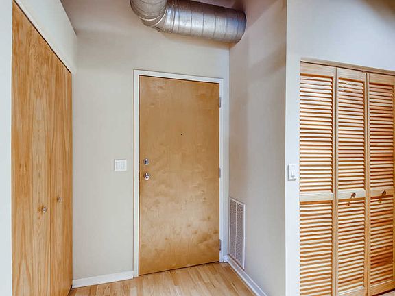 4th image of 1740 N Maplewood Ave APT 308