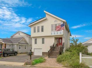 54 Riverdale Ave, Massapequa, NY 11758