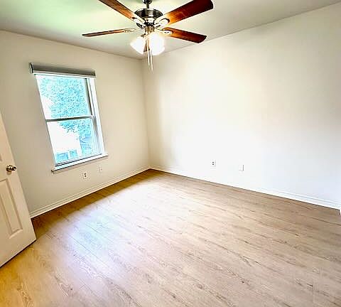 4th image of 1020 Audubon St #1024