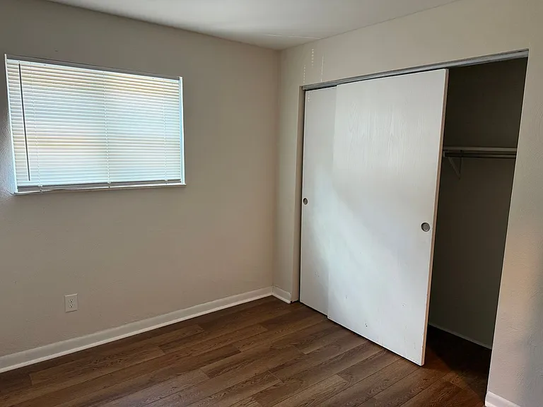 2866 Madison — Photo 18