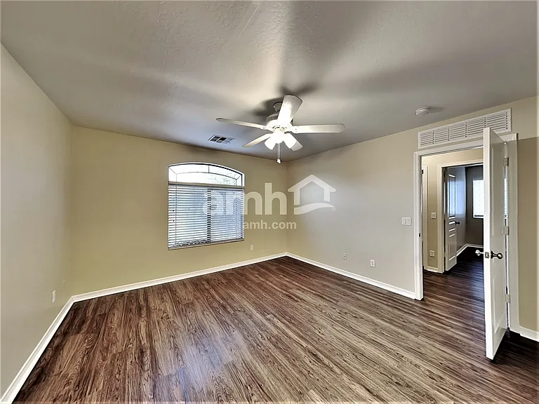 2451 S 160th Dr — Photo 9
