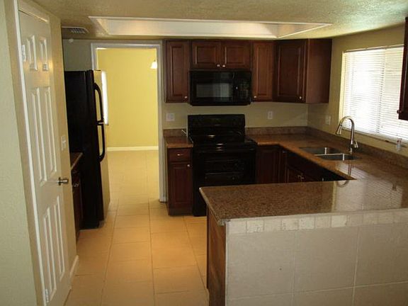 2nd image of 10225 N 45th Ave