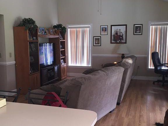 4th image of 1626 Fife Ct