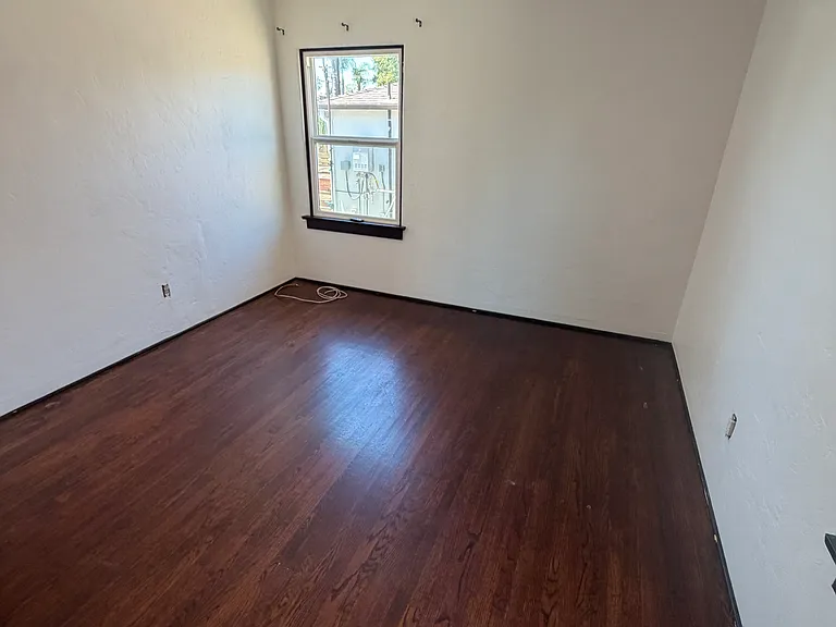 5606 Meade Ave — Photo 8