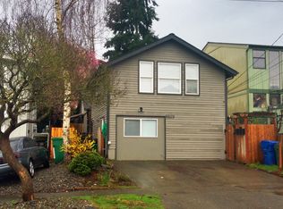 8829 Midvale Ave N, Seattle, WA 98103