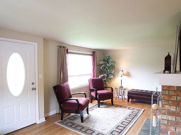 New front door and bamboo wood floors