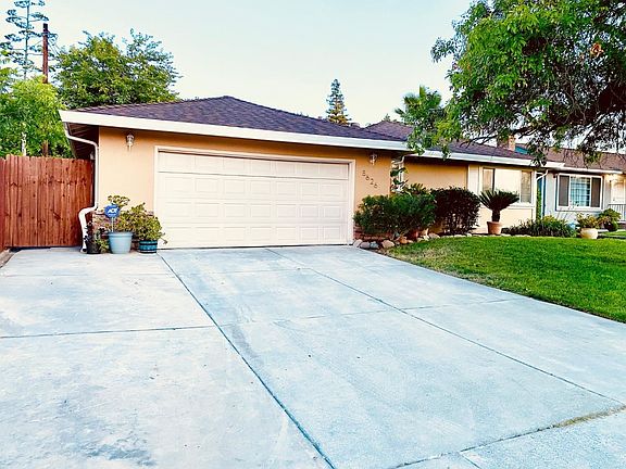 3rd image of 5626 Revelstok Dr