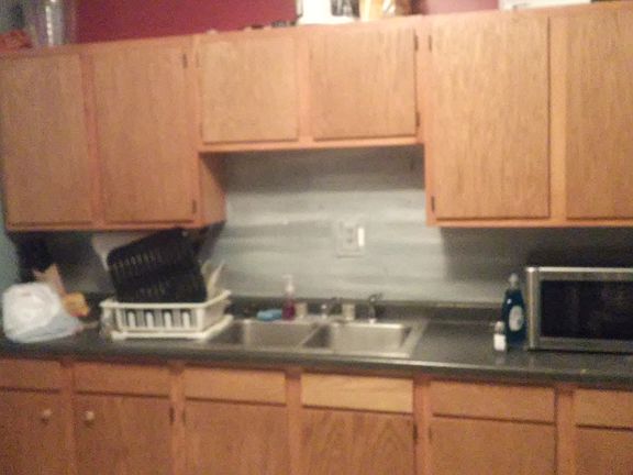 5th image of 1002 Thornburg St