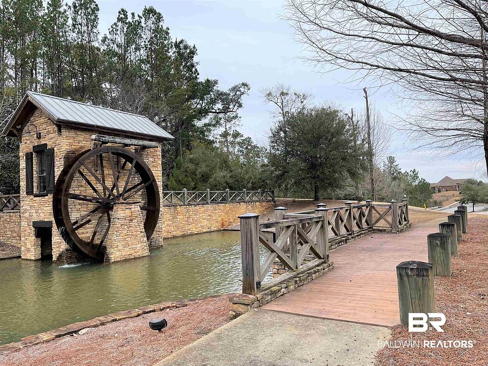 2nd image of 0 Destrehan Ave