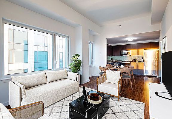 4th image of 7 Dekalb Ave APT 15F