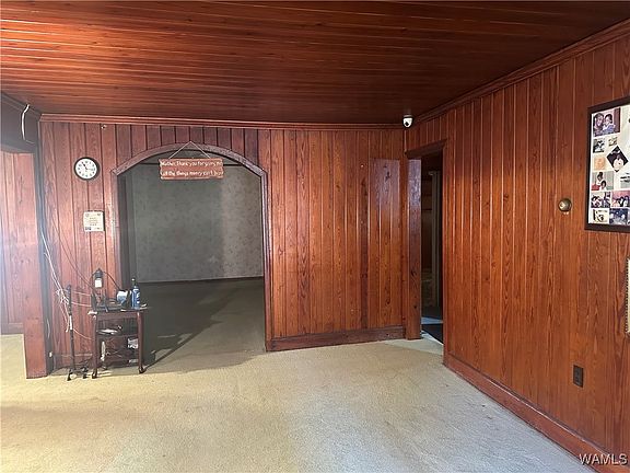 2nd image of 2116 5th St E
