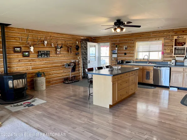 22 Sauk Trl, Boulder, WY 82923