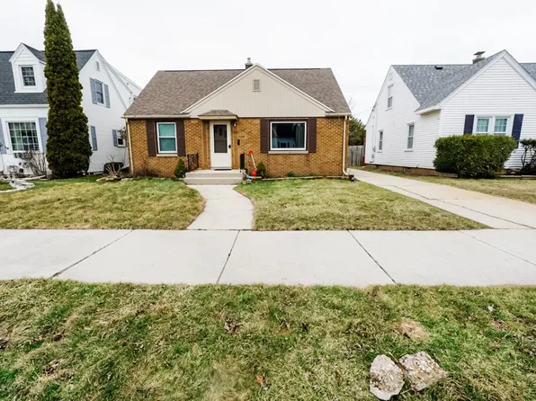 1344 School Ave, Sheboygan, WI 53083