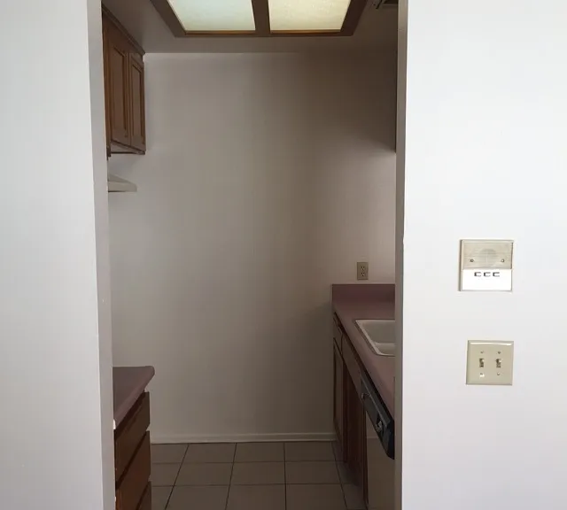 5038 Laurel Canyon Blvd — Photo 4