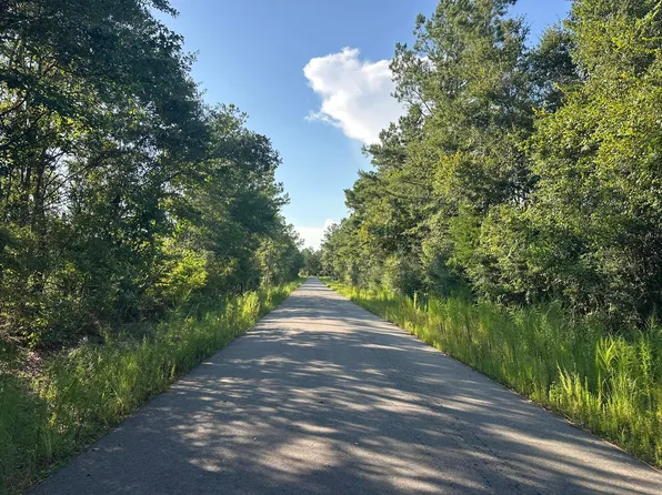 A1 Stewart Rd, Baker, FL 32531