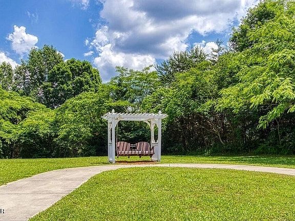 5th image of 124 Plaza Dr #3107