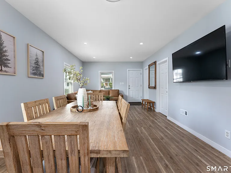 36 Ellis St — Photo 11