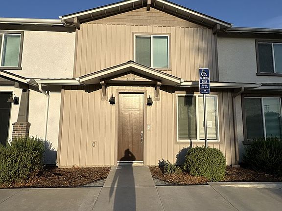 2nd image of 418 S Summit St Unit 101-104