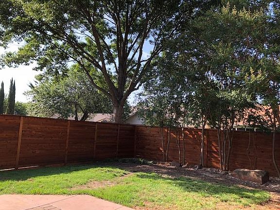 2nd image of 2817 Stratford Ln
