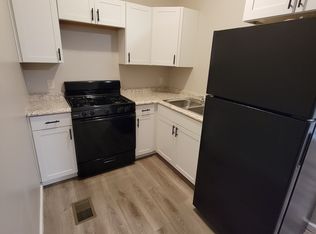 591 Pike St UNIT A, Meadow Lands, PA 15347